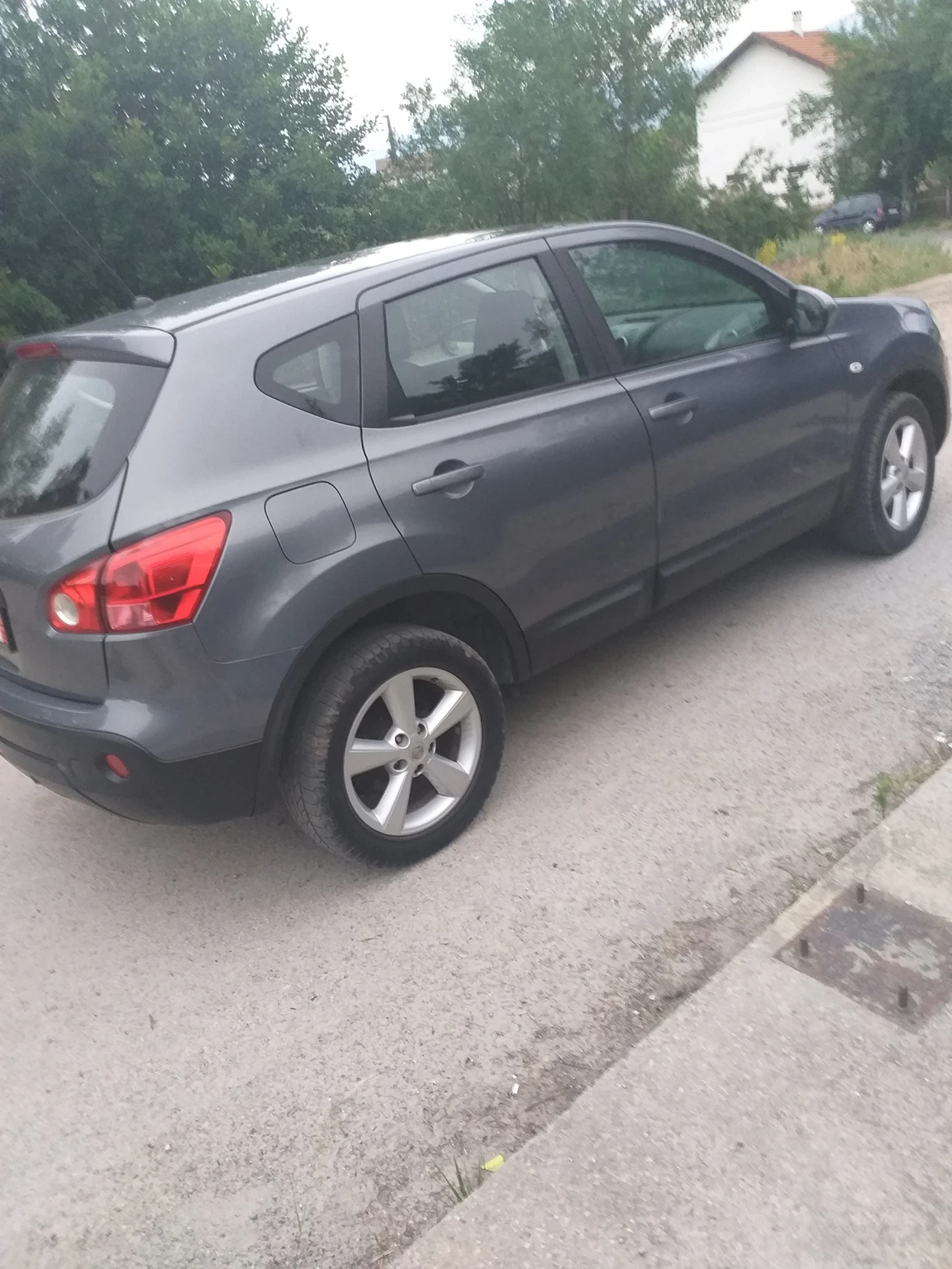 Nissan Qashqai Бензин 1.6 газов ижекцион - изображение 5