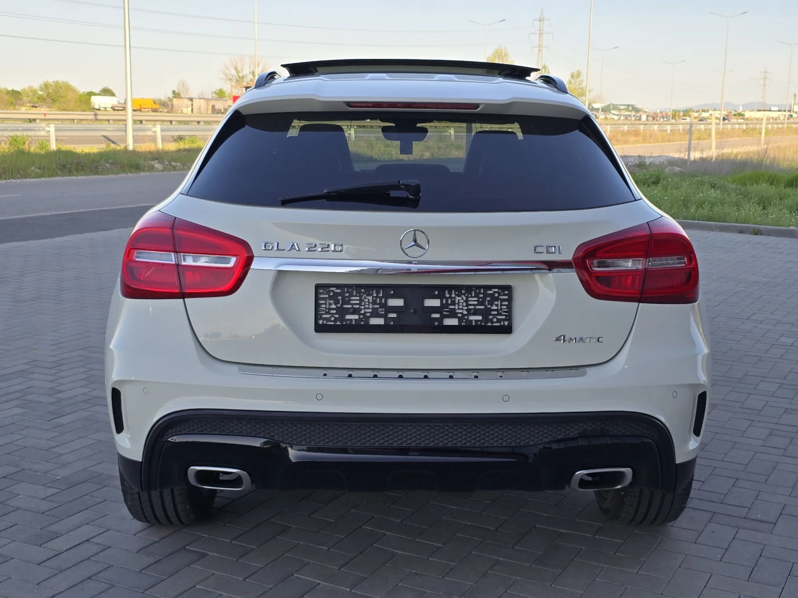 Mercedes-Benz GLA 220 220/4-Matic/AMG-lien/Premium/Panorama/Navi/Kamera - изображение 5