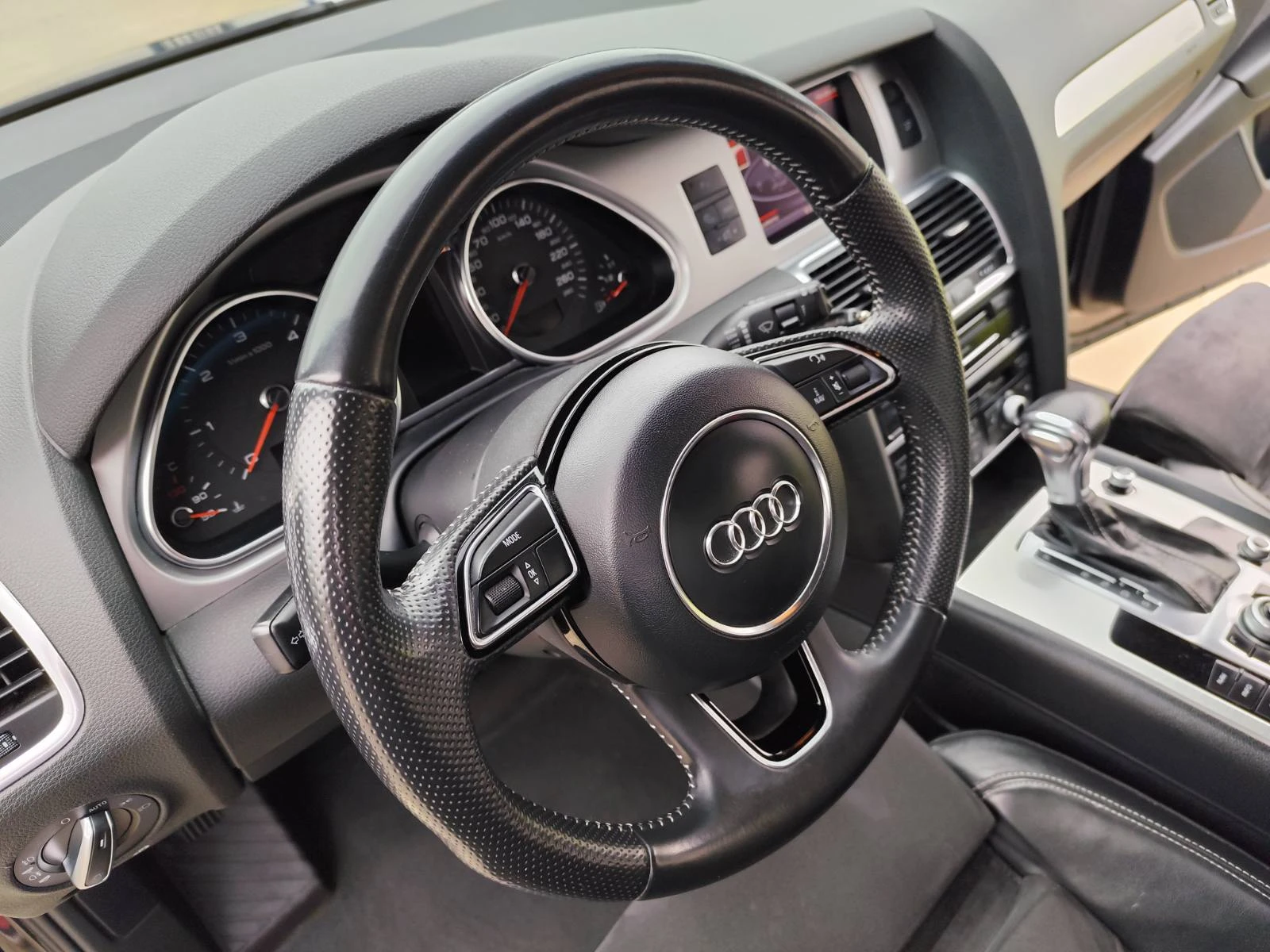 Audi Q7 S-line 4.2 TDI 8ZF Facelift Швейцария - изображение 8