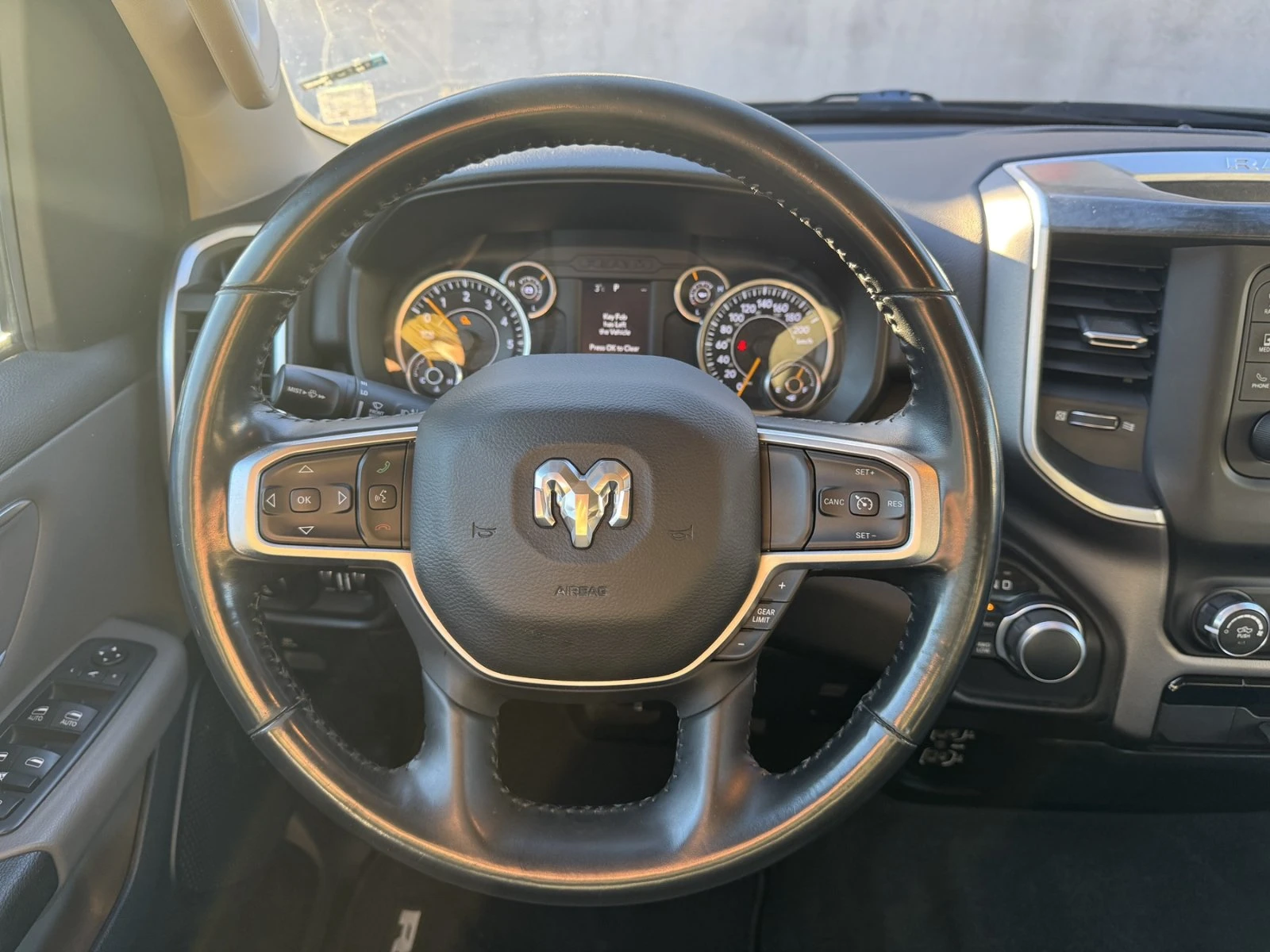 Dodge RAM 1500 BIGHORN 5.7L V8 | Mobile.bg � ����������� 12