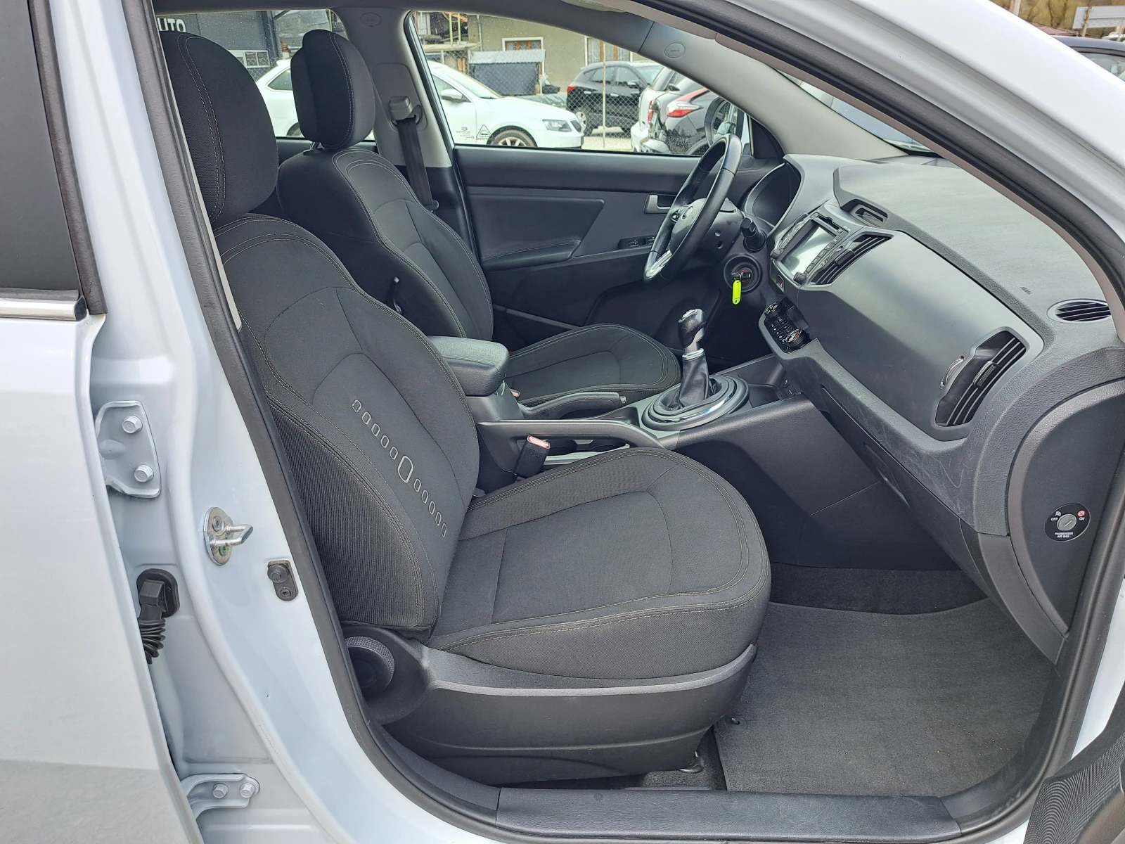 Kia Sportage 1.7CRDI* �����* NAVI* ������* ��������* ������*  | Mobile.bg � ����������� 7