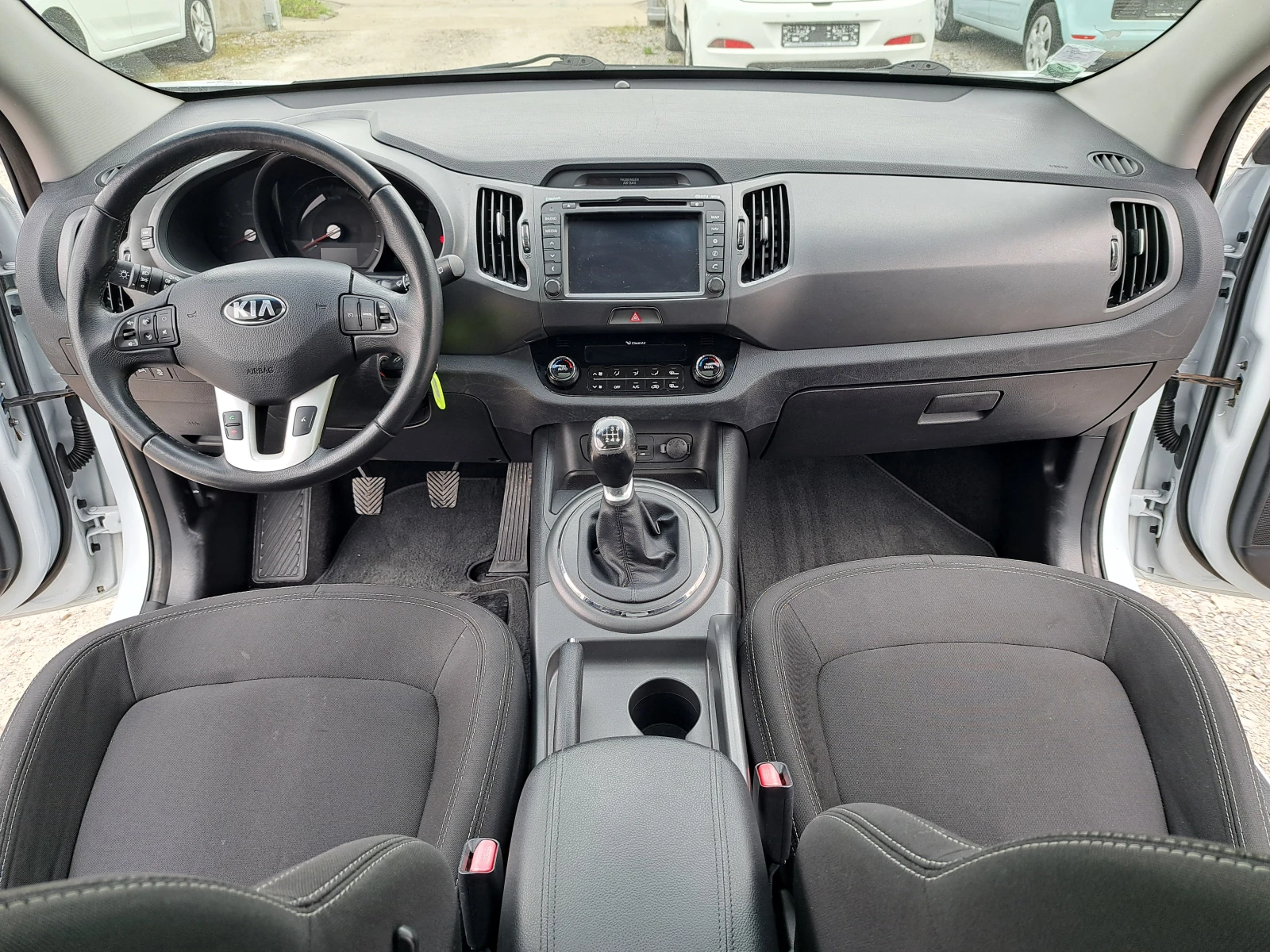 Kia Sportage 1.7CRDI* �����* NAVI* ������* ��������* ������*  | Mobile.bg � ����������� 10