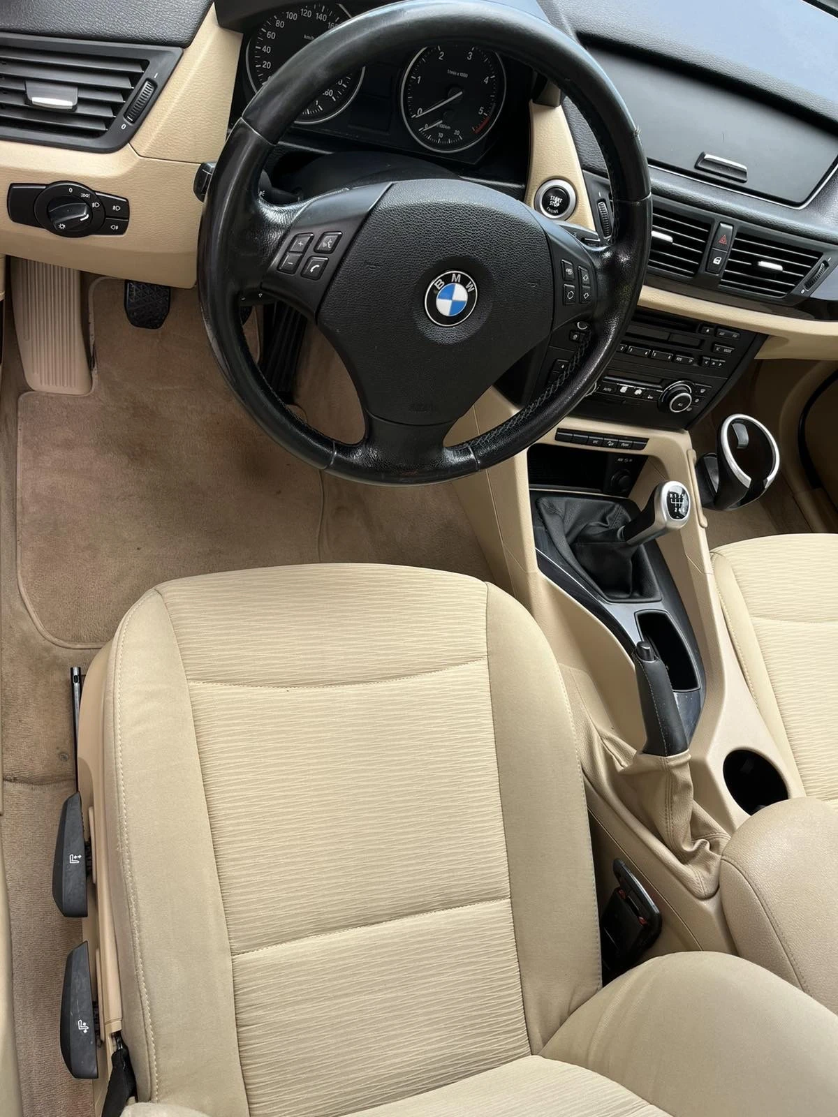 BMW X1 X-drive, снимка 14 - Автомобили и джипове - 54356225