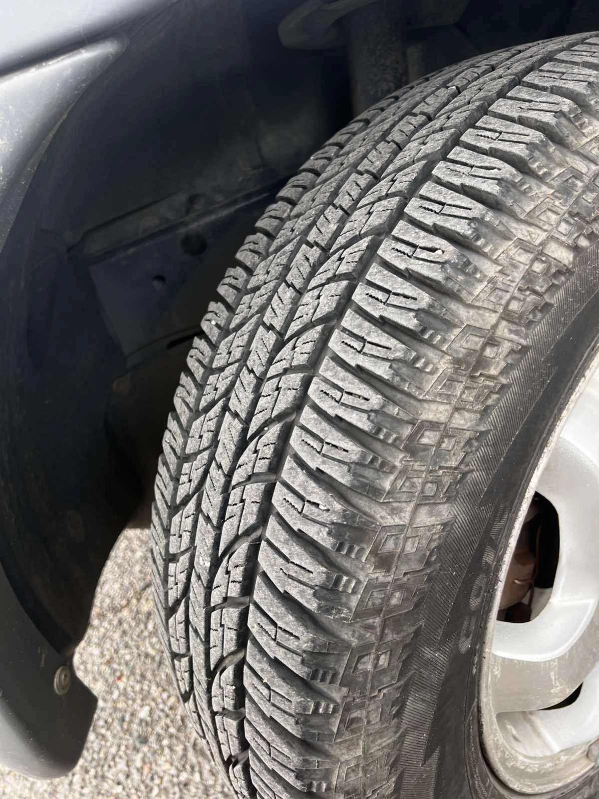 Mazda Tribute, снимка 11 - Автомобили и джипове - 54382694