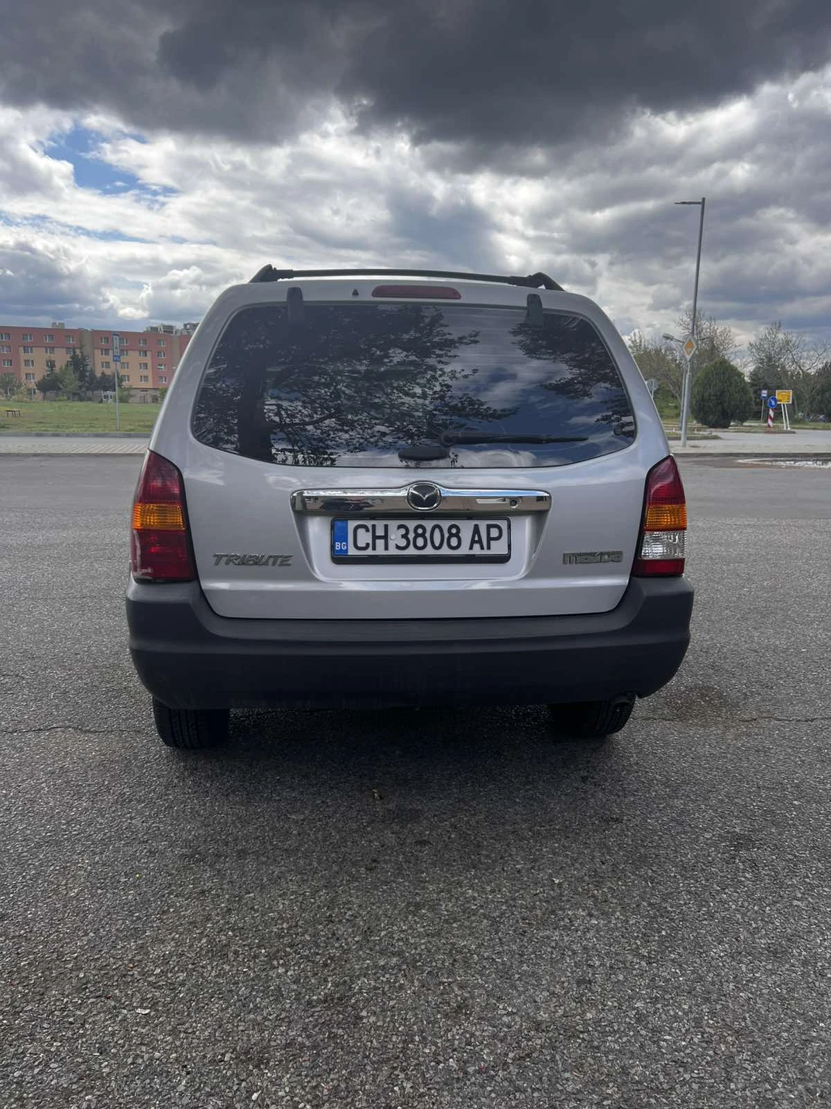 Mazda Tribute, снимка 5 - Автомобили и джипове - 54382694