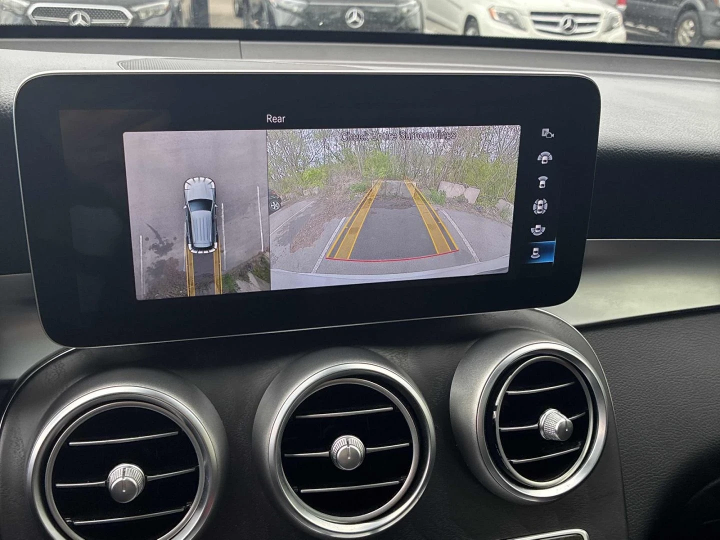 Mercedes-Benz GLC 300 2020* Facelift * 360 Camera* 4Matic, снимка 10 - Автомобили и джипове - 54554072