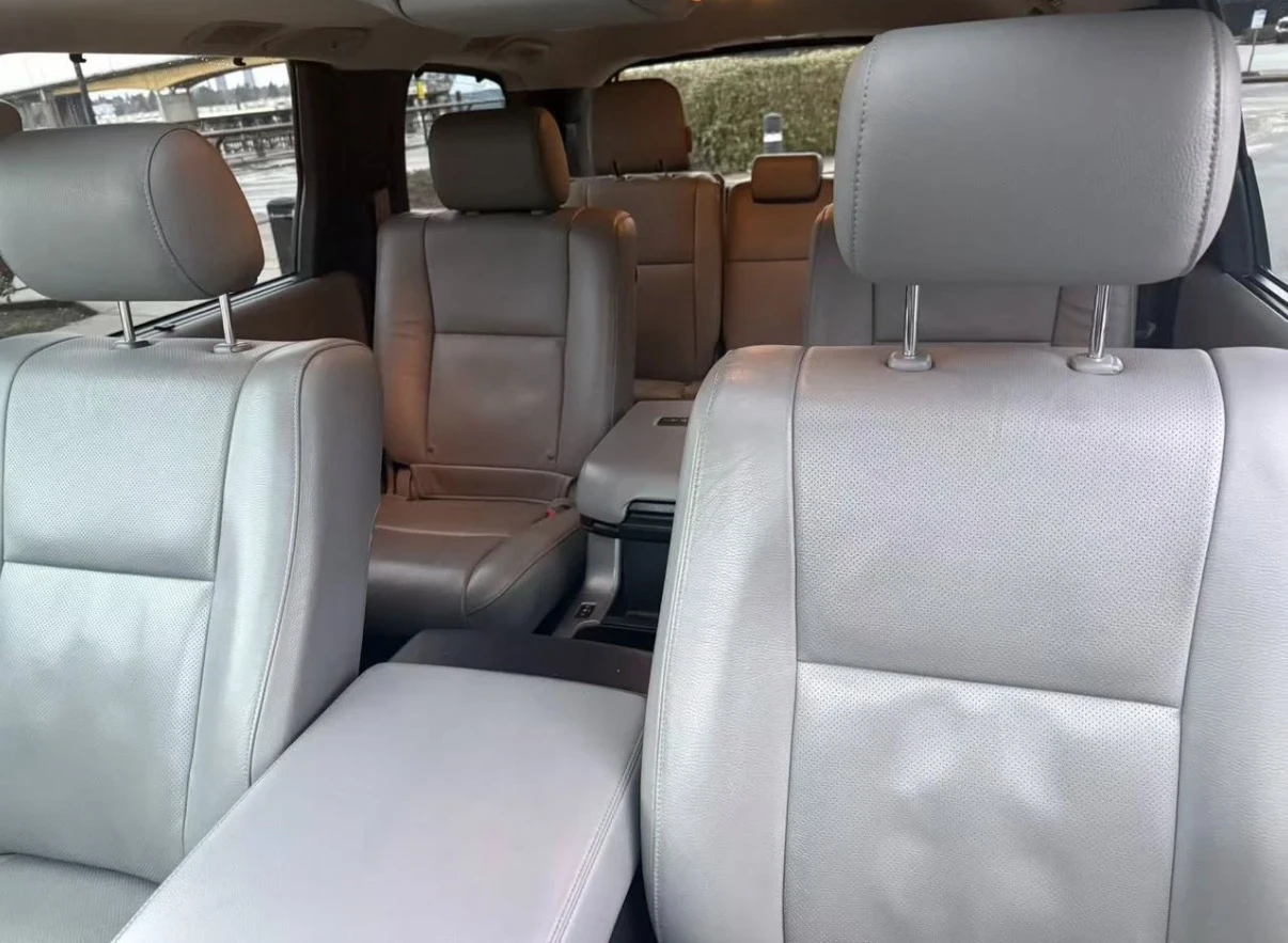 Toyota Sequoia PLATINUM * AWD * CARFAX * СЕРВИЗНА ИСТОРИЯ * , снимка 13 - Автомобили и джипове - 54623755