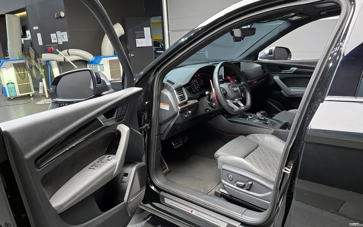 Audi SQ5 3.0 TDI Cam360* Disi* Panorama, снимка 11 - Автомобили и джипове - 54738048
