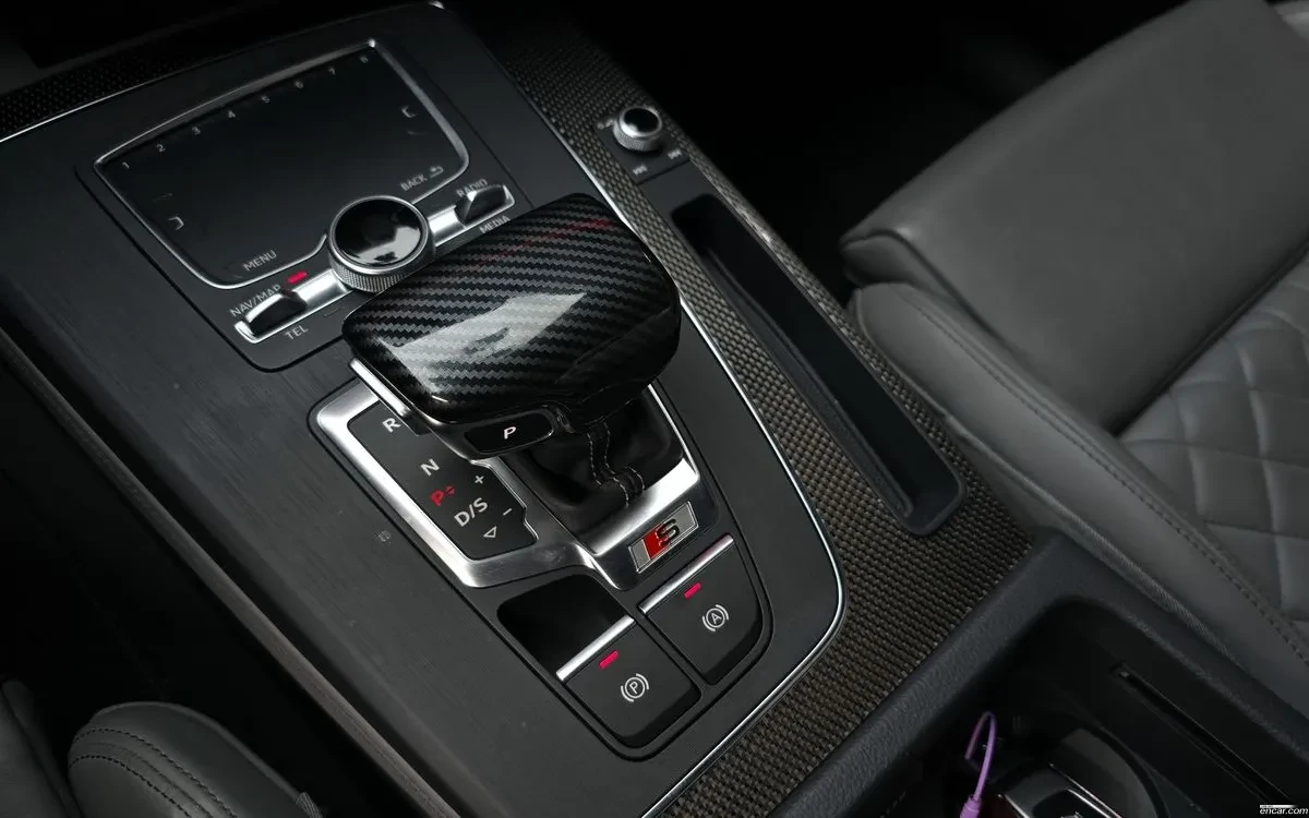 Audi SQ5 3.0 TDI Cam360* Disi* Panorama, снимка 9 - Автомобили и джипове - 54738048