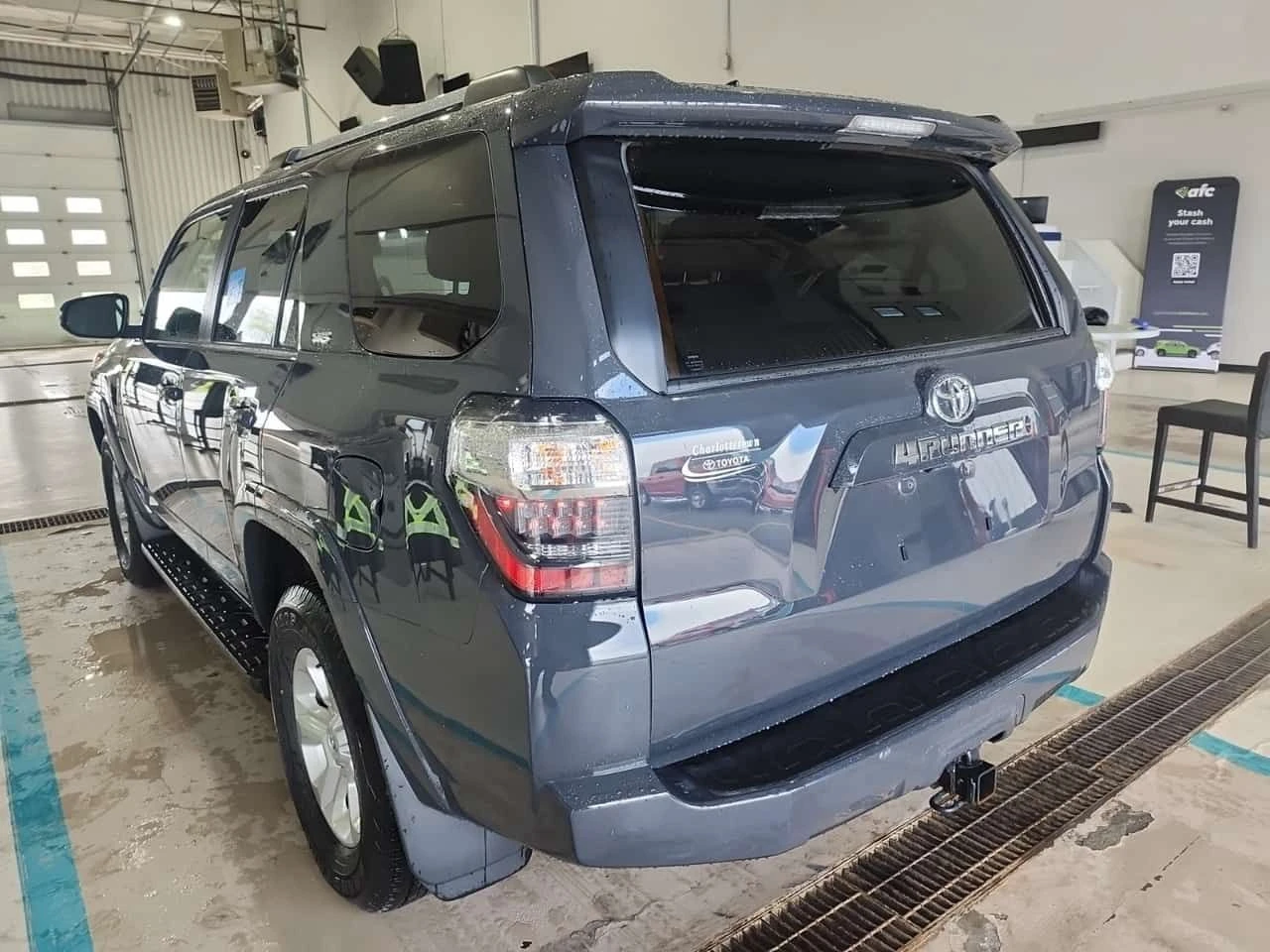 Toyota 4runner  4WD| ПОДГРЕВИ| ПАНОРАМА| 2 КЛЮЧА| , снимка 4 - Автомобили и джипове - 54820151