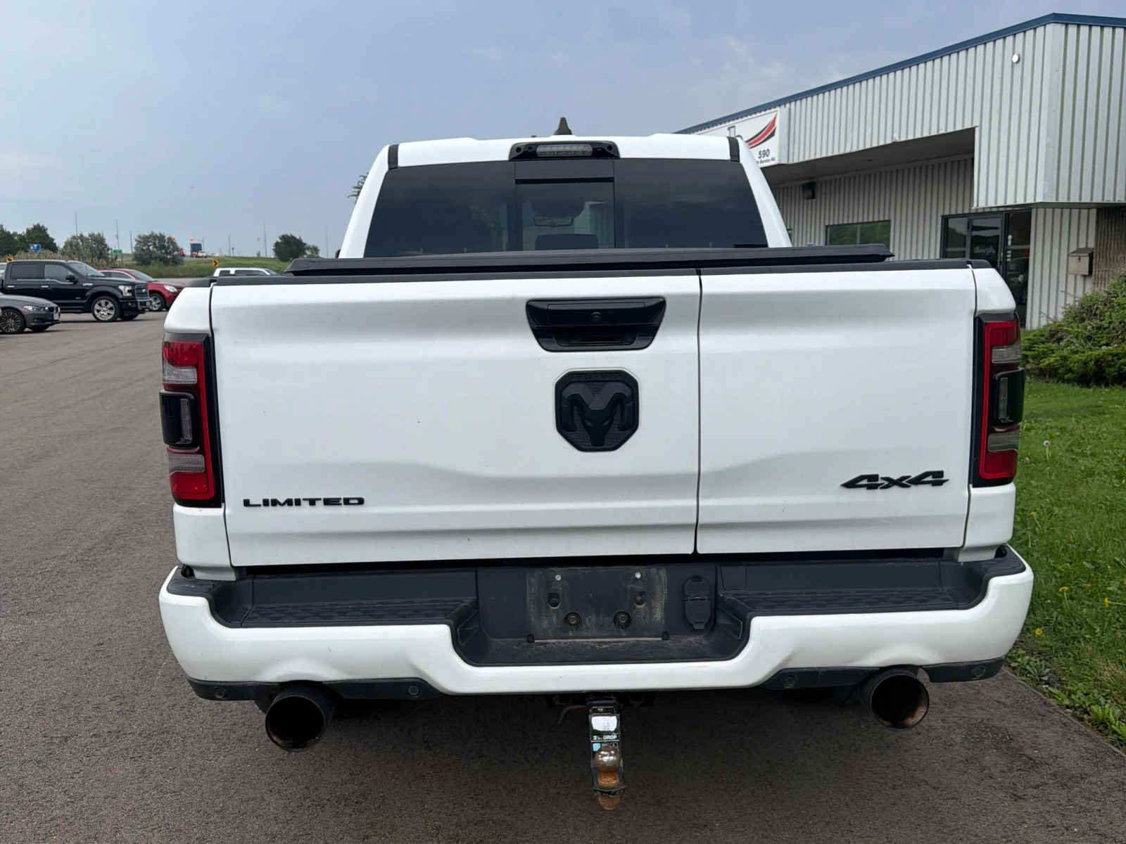 Dodge RAM 1500 * Limited * CARFAX * БЕЗ ПЪРВОНАЧАЛНА ВНОСКА, снимка 4 - Автомобили и джипове - 56123787