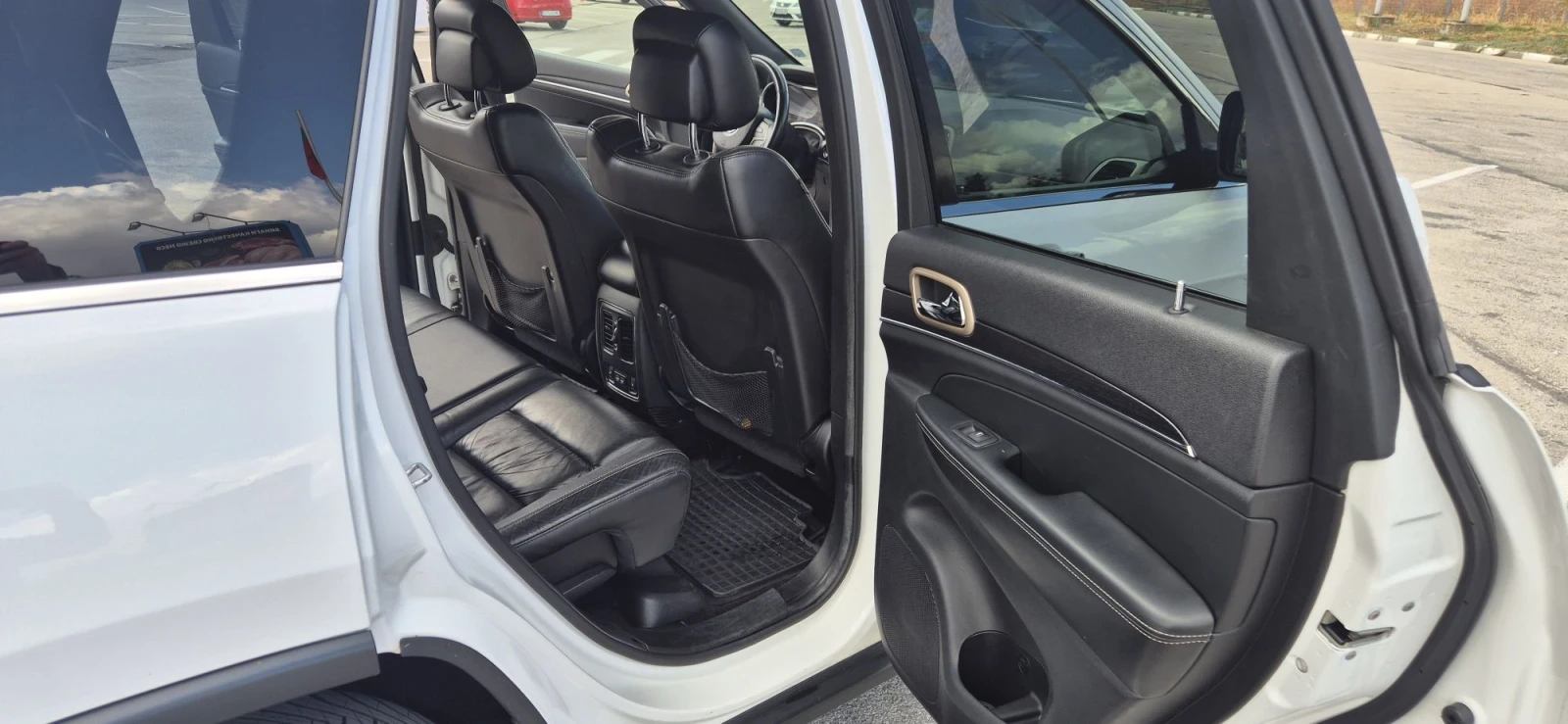 Jeep Grand cherokee, снимка 12 - Автомобили и джипове - 56244321