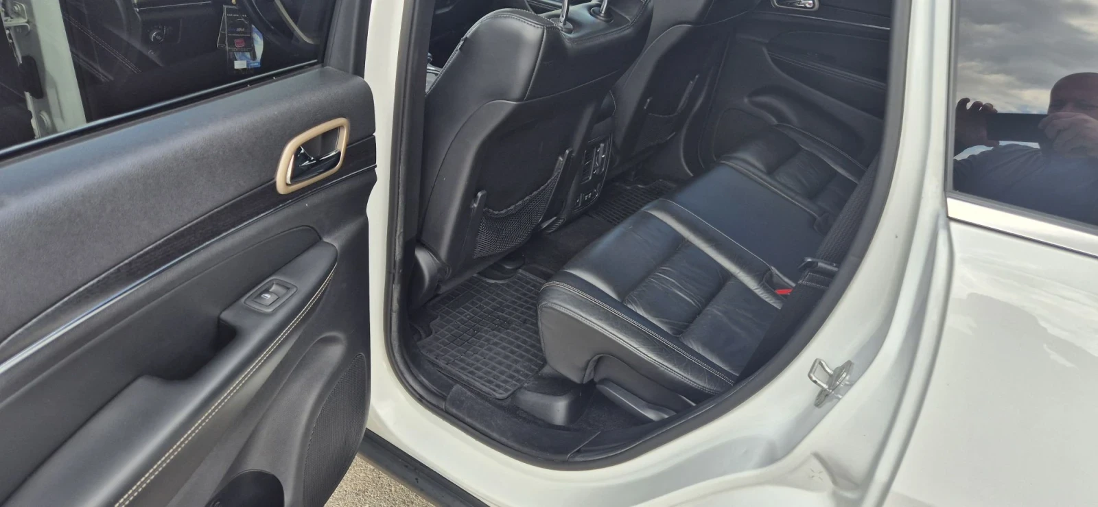 Jeep Grand cherokee, снимка 10 - Автомобили и джипове - 56244321