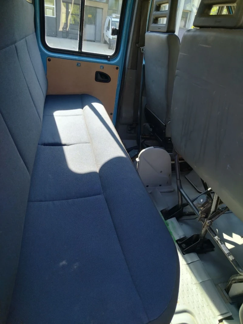 Iveco 35c13 7места  швейцарски, снимка 15 - Бусове и автобуси - 50830521