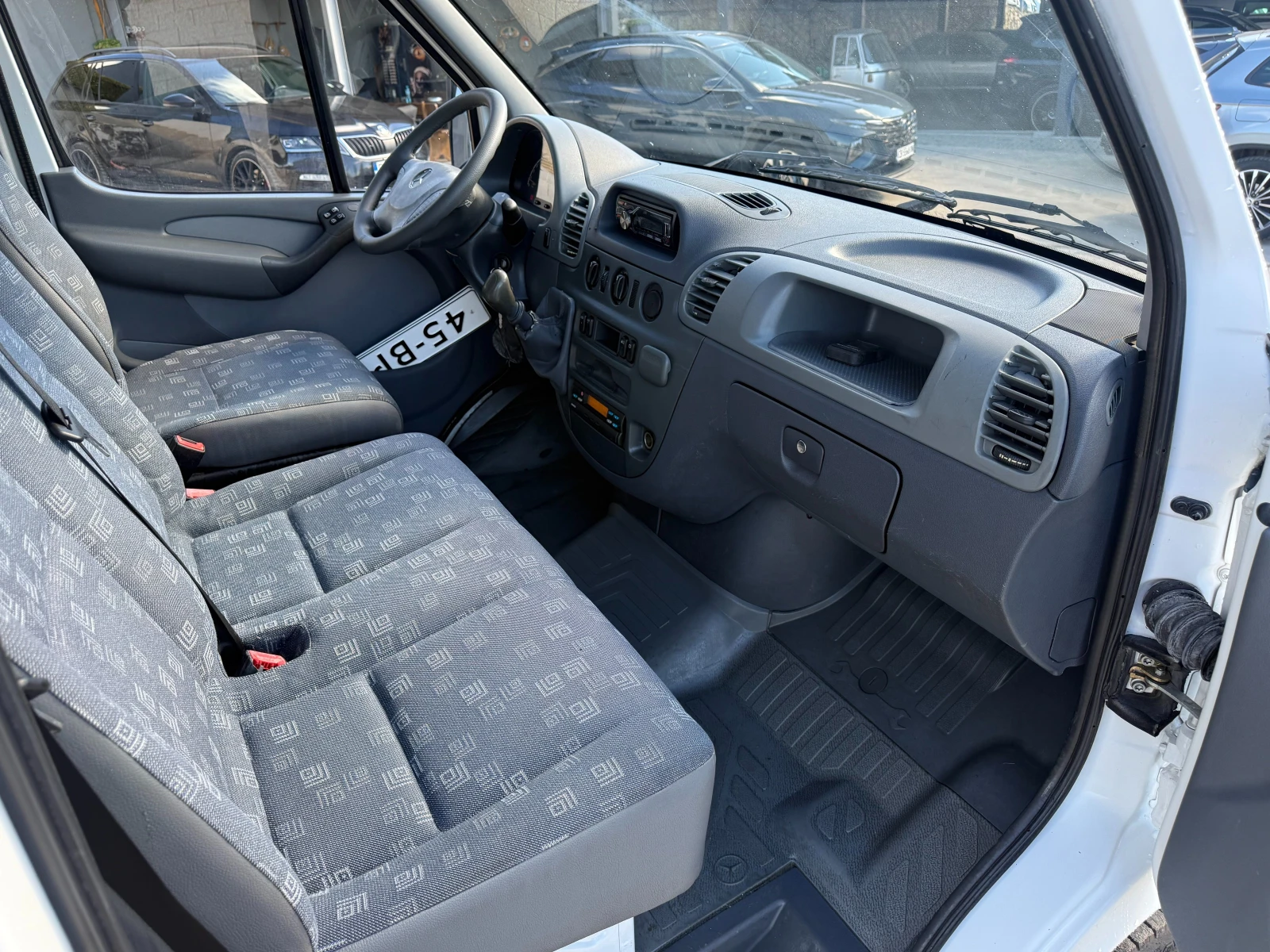 Mercedes-Benz Sprinter 413CDI �� 3.5�. 4.60�. ����� ���� + �����  | Mobile.bg � ����������� 12