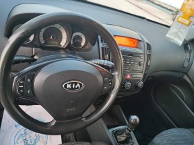 Kia Ceed, снимка 5 - Автомобили и джипове - 45210878