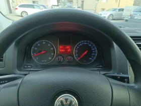 VW Golf 1.6i 102к.с. - 6800 лв. - 32018410 13