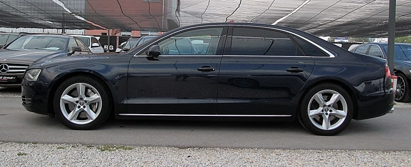 Audi A8 4.2/ FUL LED/LONG/2xTV/PANORAMA/СОБСТВЕН ЛИЗИНГ, снимка 4 - Автомобили и джипове - 46039565