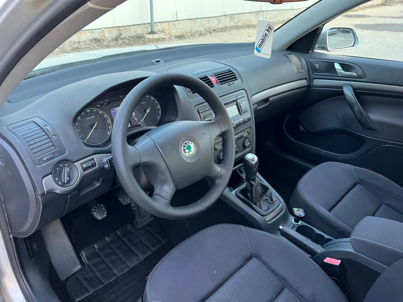 Skoda Octavia 1.9TDI- 105к.с. Парктроник/ Климатроник, снимка 10 - Автомобили и джипове - 49143347