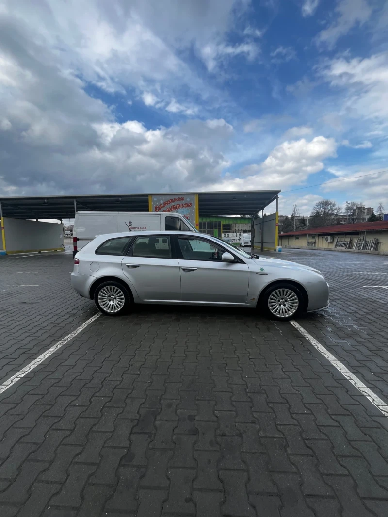 Alfa Romeo 159 sportwagon, снимка 8 - Автомобили и джипове - 49533690