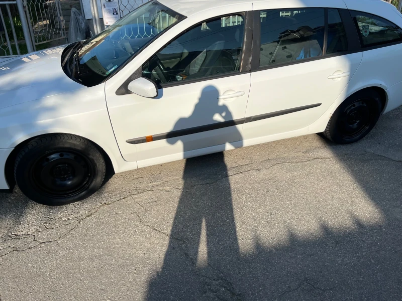 Renault Laguna 2 , 1.8 16V газ/бензин, снимка 11 - Автомобили и джипове - 52257508