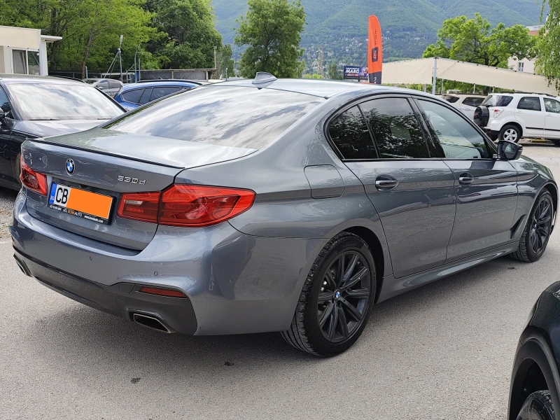 BMW 530 D* XDrive* M PAKET* FULL LED* КОЖА* ВАКУМ* HEAD UP, снимка 4 - Автомобили и джипове - 50219069