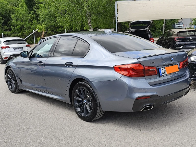 BMW 530 D* XDrive* M PAKET* FULL LED* КОЖА* ВАКУМ* HEAD UP, снимка 5 - Автомобили и джипове - 50219069