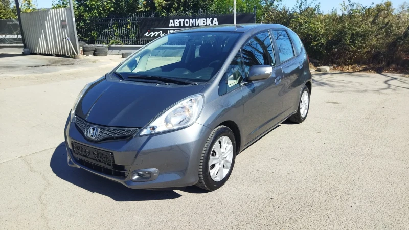 Honda Jazz 1.4i Швейцария, снимка 3 - Автомобили и джипове - 51943328