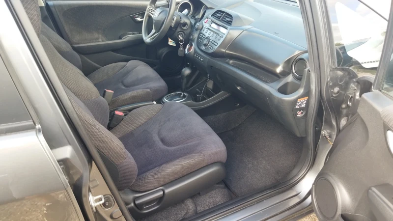 Honda Jazz 1.4i Швейцария, снимка 11 - Автомобили и джипове - 51943328