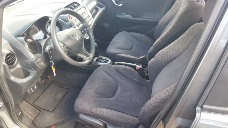 Honda Jazz 1.4i Швейцария, снимка 10 - Автомобили и джипове - 51943328