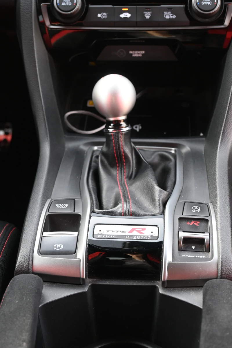 Honda Civic Type-R GT, снимка 8 - Автомобили и джипове - 52620916