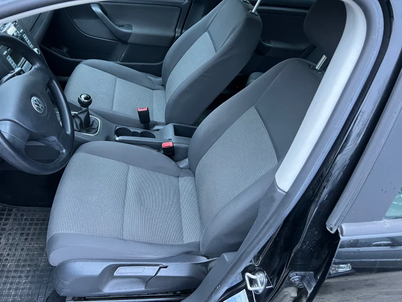 VW Golf 1.9TDI 105kc, снимка 8 - Автомобили и джипове - 53208457