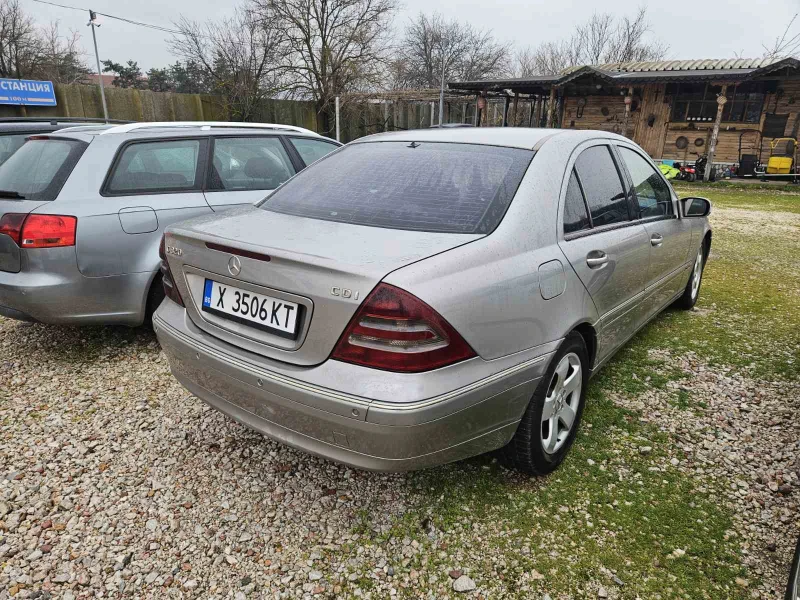 Mercedes-Benz C 270 2.7CDI 170hp, снимка 4 - Автомобили и джипове - 53366543