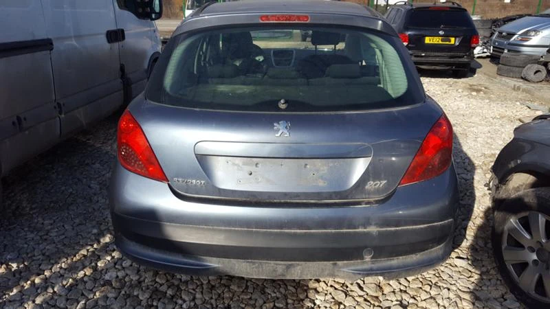 Peugeot 207 1.6HDI,1.4 HDI-2броя, снимка 11 - Автомобили и джипове - 19301422