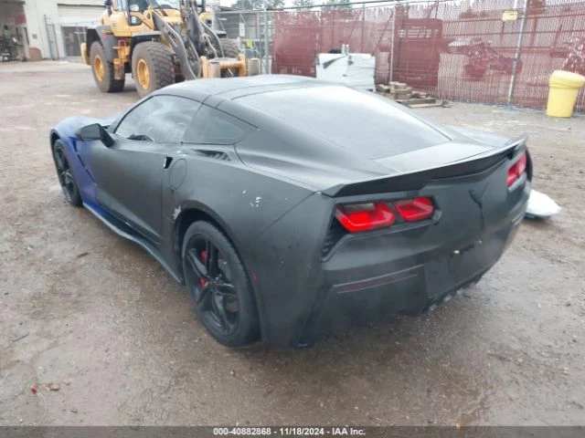 Chevrolet Corvette, снимка 3 - Автомобили и джипове - 49588438