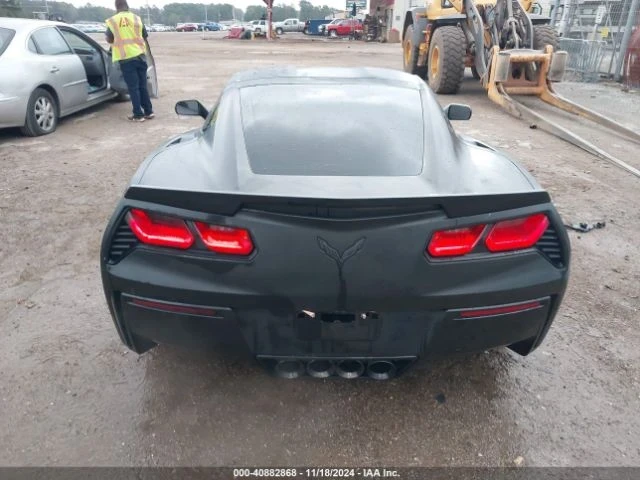 Chevrolet Corvette, снимка 17 - Автомобили и джипове - 49588438