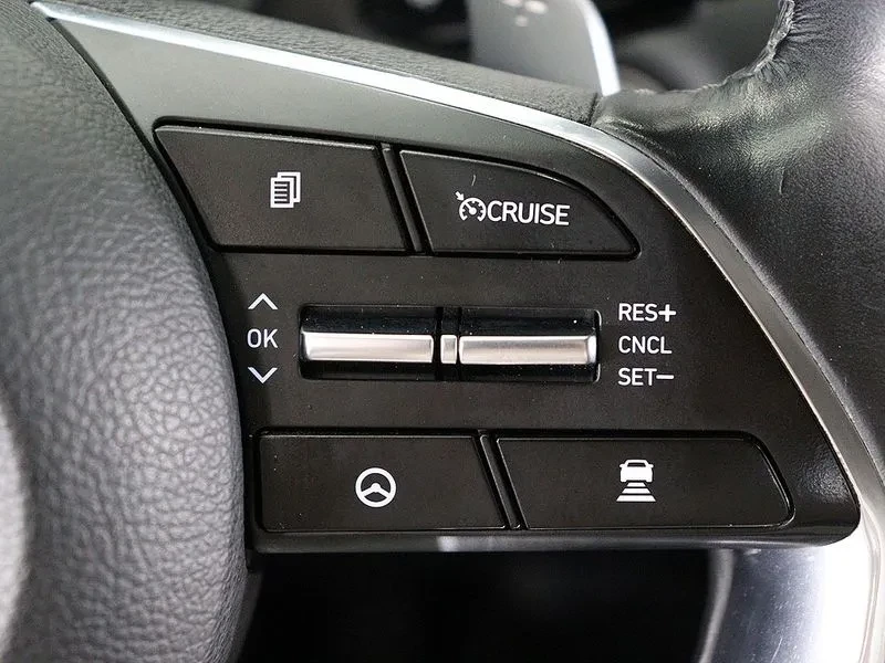 Hyundai Sonata 1.6 TURBO PREMIUM FAMILY, снимка 11 - Автомобили и джипове - 54913780