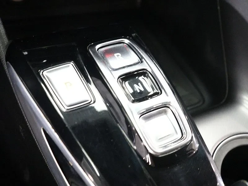 Hyundai Sonata 1.6 TURBO PREMIUM FAMILY, снимка 9 - Автомобили и джипове - 54913780