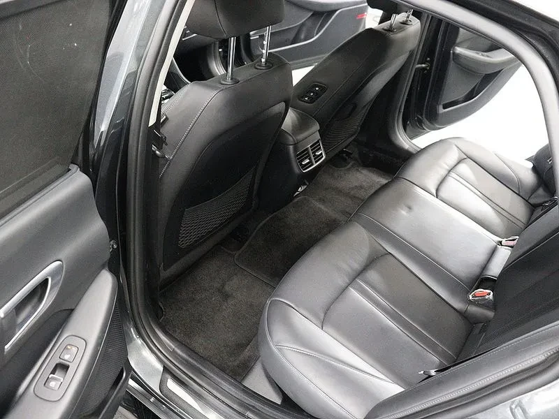 Hyundai Sonata 1.6 TURBO PREMIUM FAMILY, снимка 16 - Автомобили и джипове - 54913780
