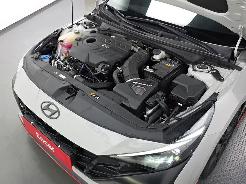 Hyundai Elantra, снимка 6 - Автомобили и джипове - 56724765