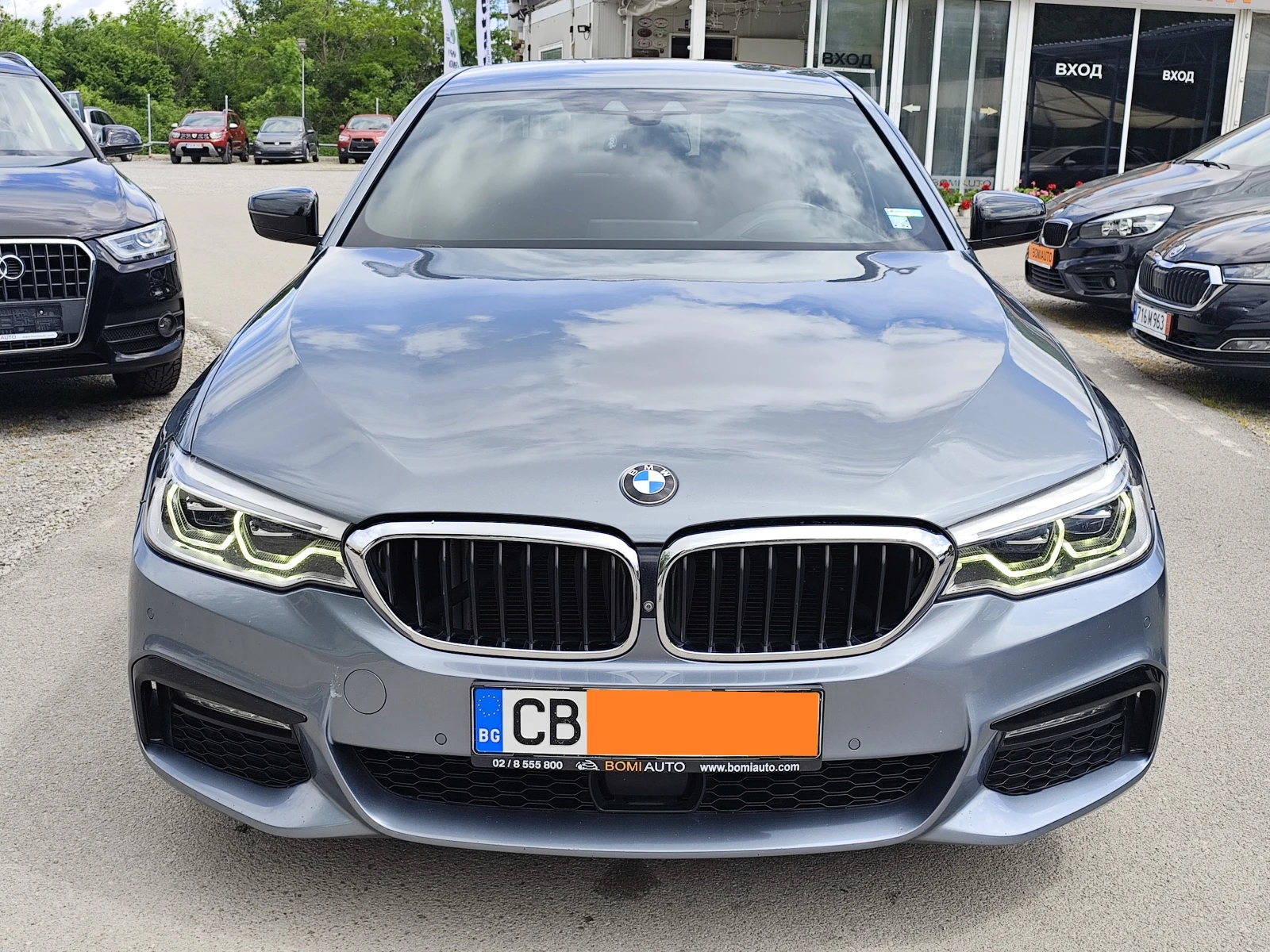 BMW 530 D* XDrive* M PAKET* FULL LED* КОЖА* ВАКУМ* HEAD UP - изображение 2