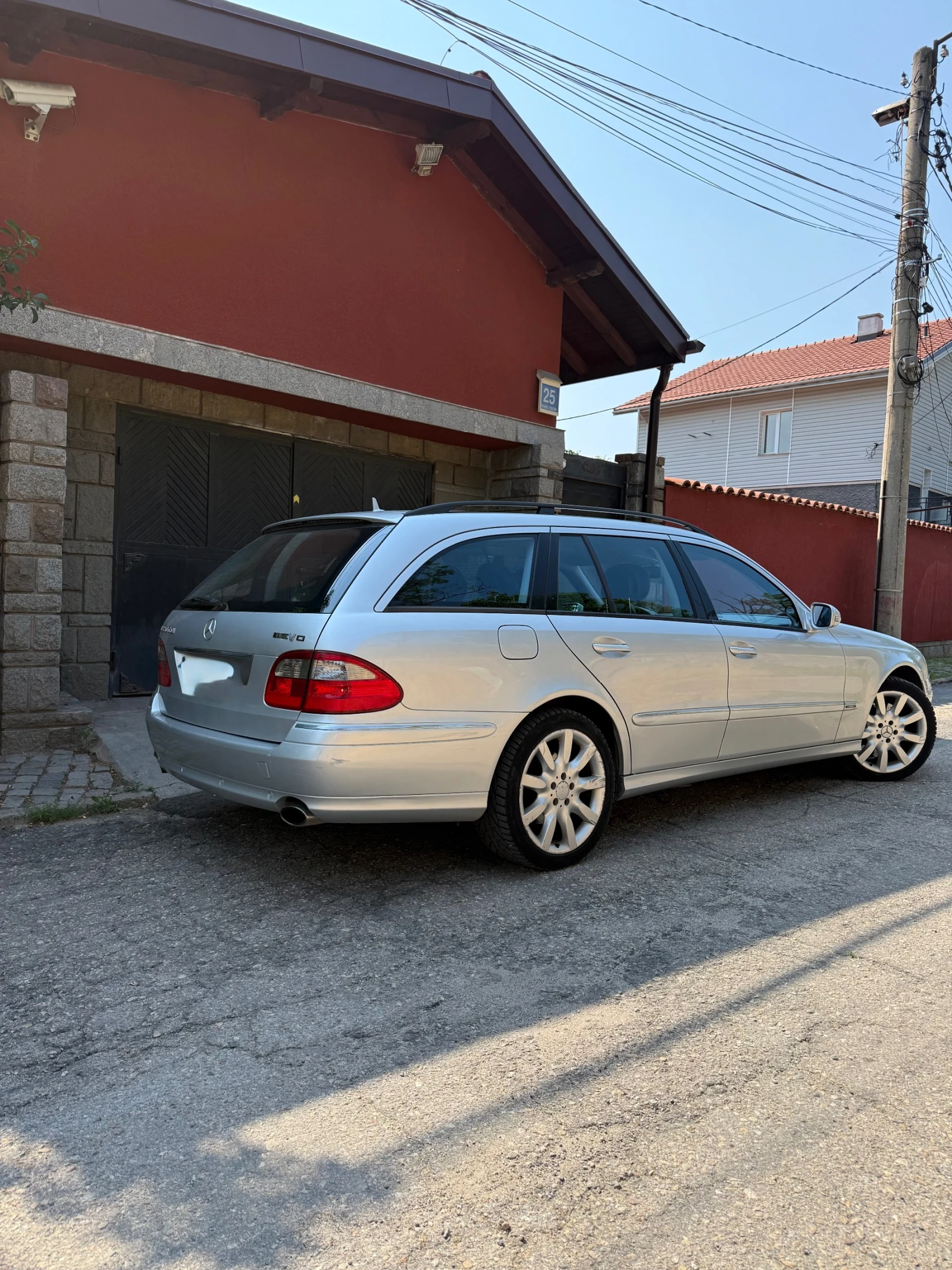 Mercedes-Benz E 320 EVO - изображение 6