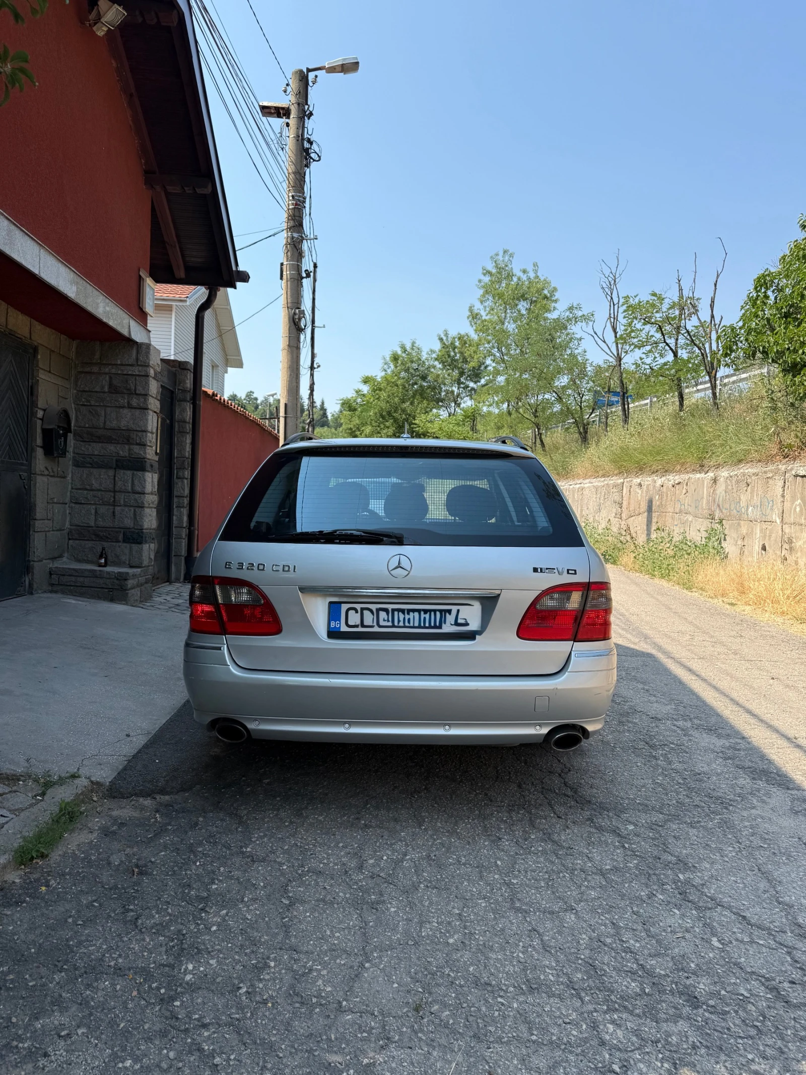 Mercedes-Benz E 320 EVO - изображение 8