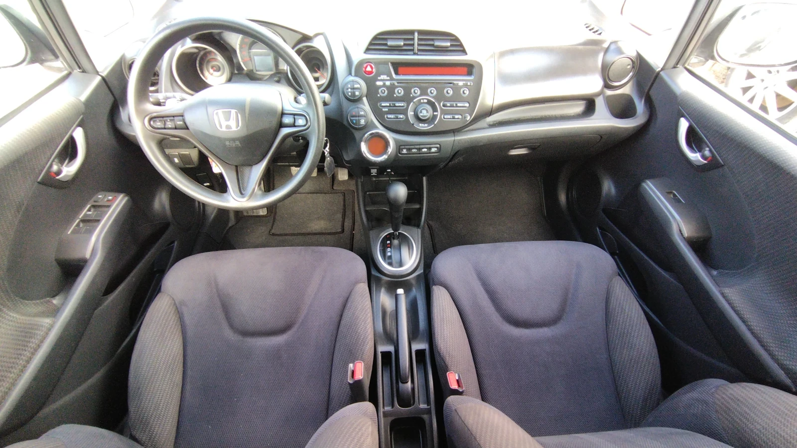 Honda Jazz 1.4i Швейцария - изображение 9