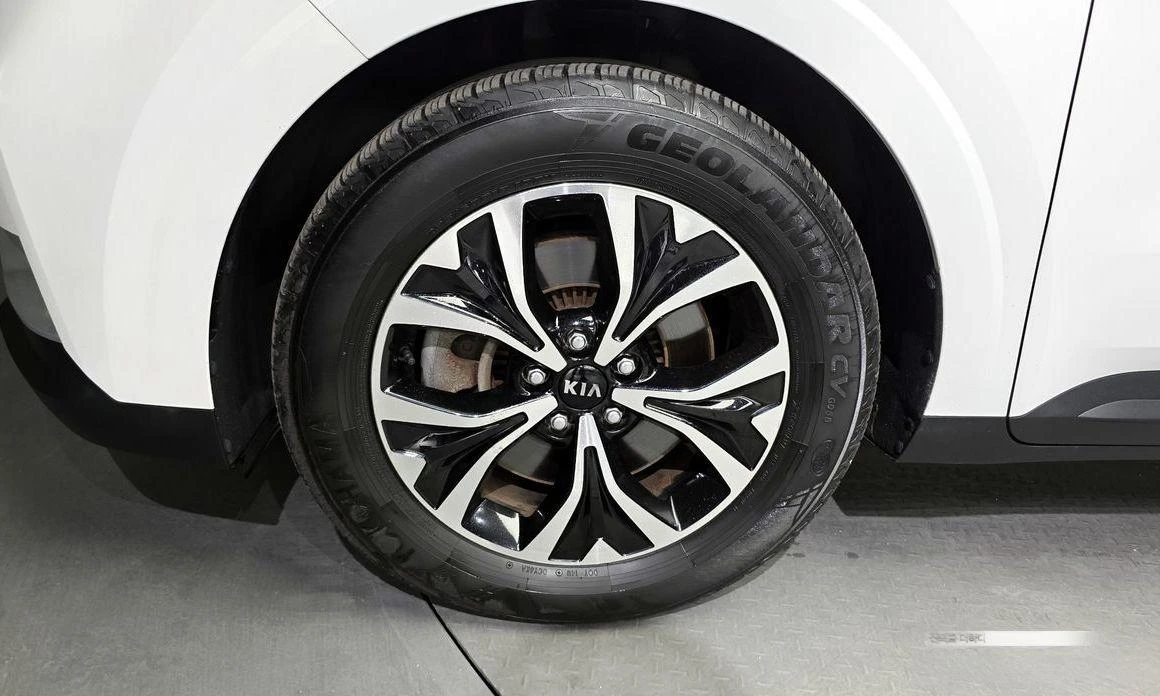 Kia Carnival  - изображение 5