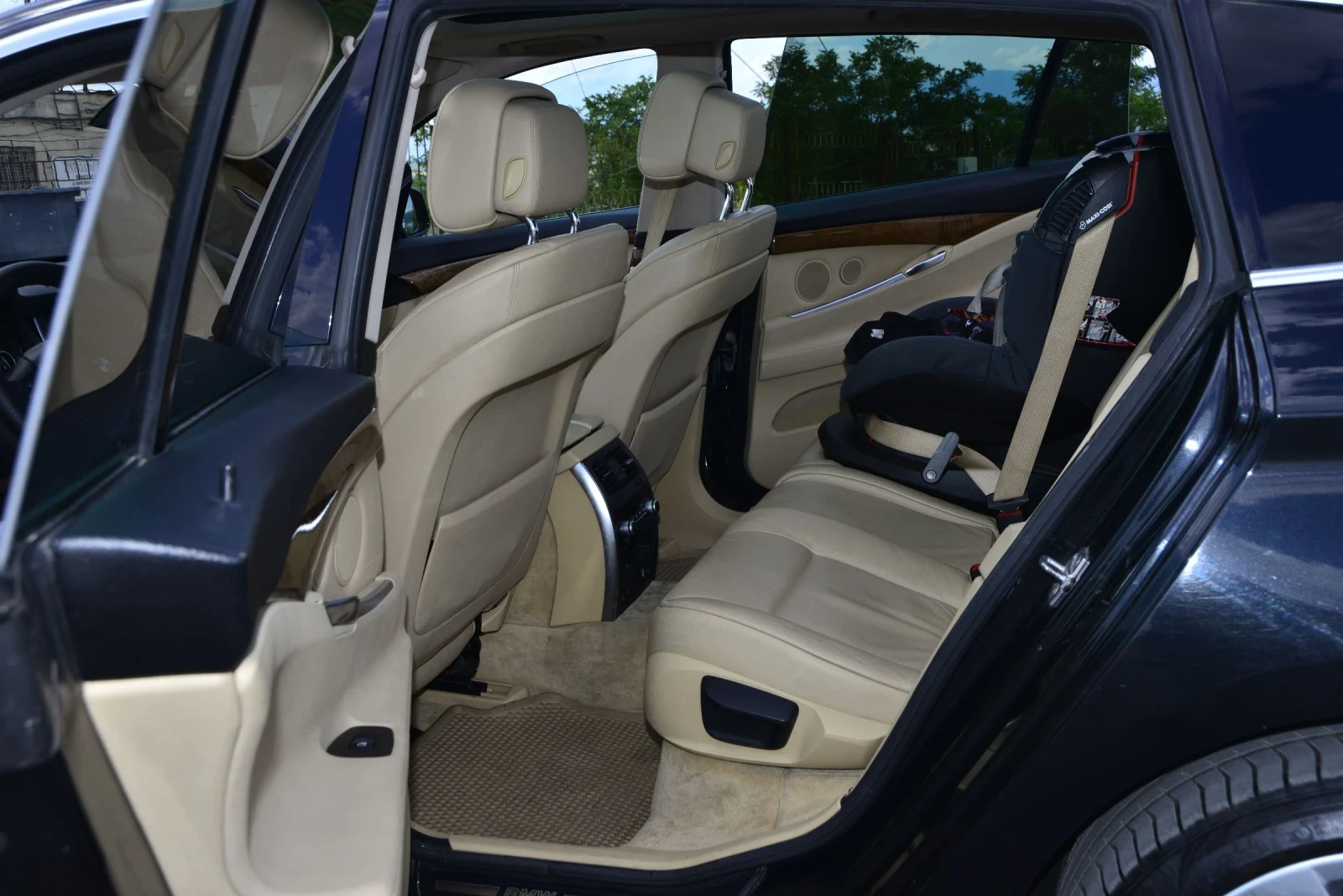 BMW 530 D GT 245Ps Panorama | Mobile.bg   12