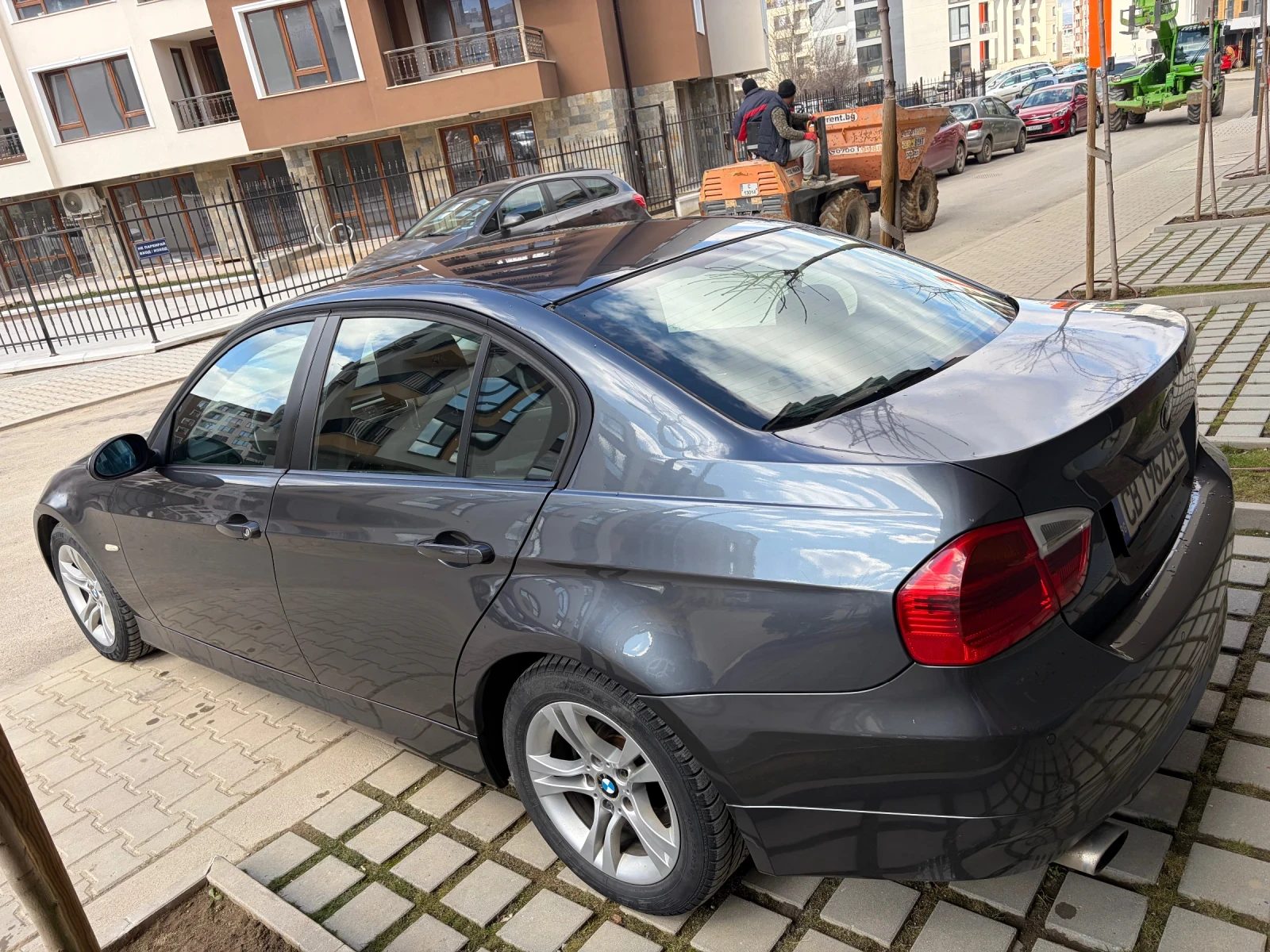 BMW 320 Автоматик - изображение 5