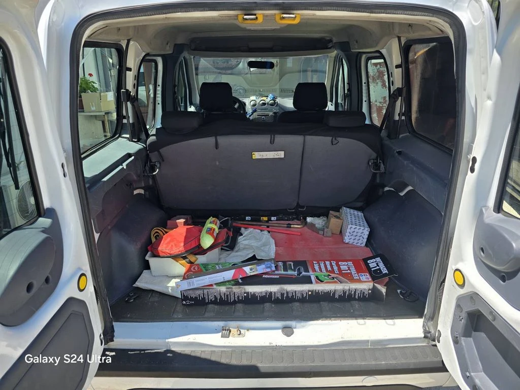 Ford Connect, снимка 9 - Автомобили и джипове - 53959551