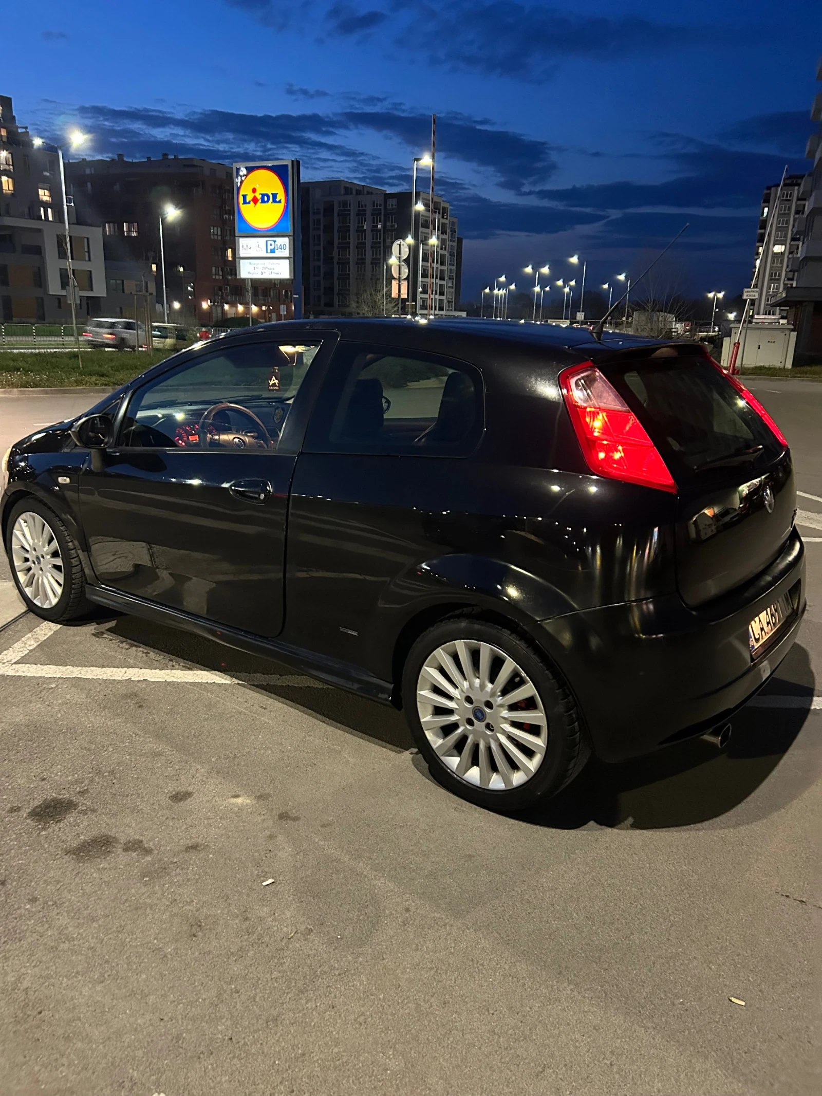 Fiat Punto 1.9, снимка 3 - Автомобили и джипове - 53978335