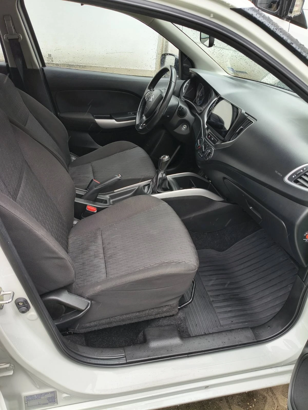 Suzuki Baleno 83 500 км, снимка 10 - Автомобили и джипове - 54009084